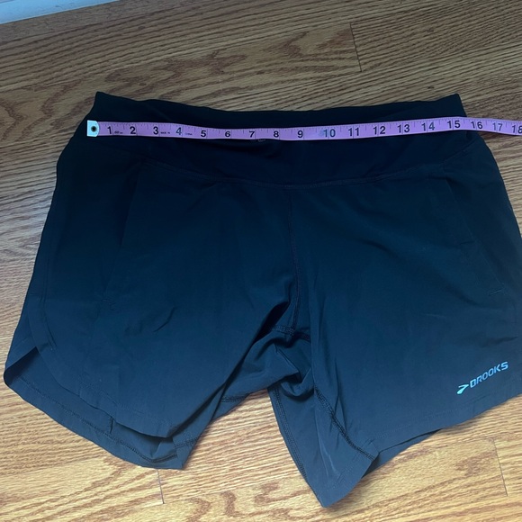Women’s Brooks Chaser Running Shorts 7” - Picture 4 of 4